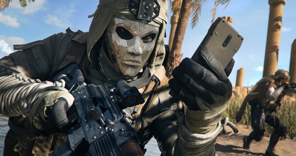 A picture of a CoD Operator